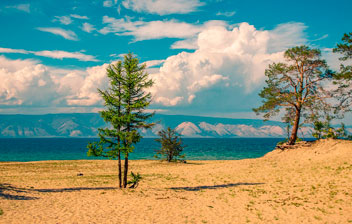 Озеро Байкал в Бурятии